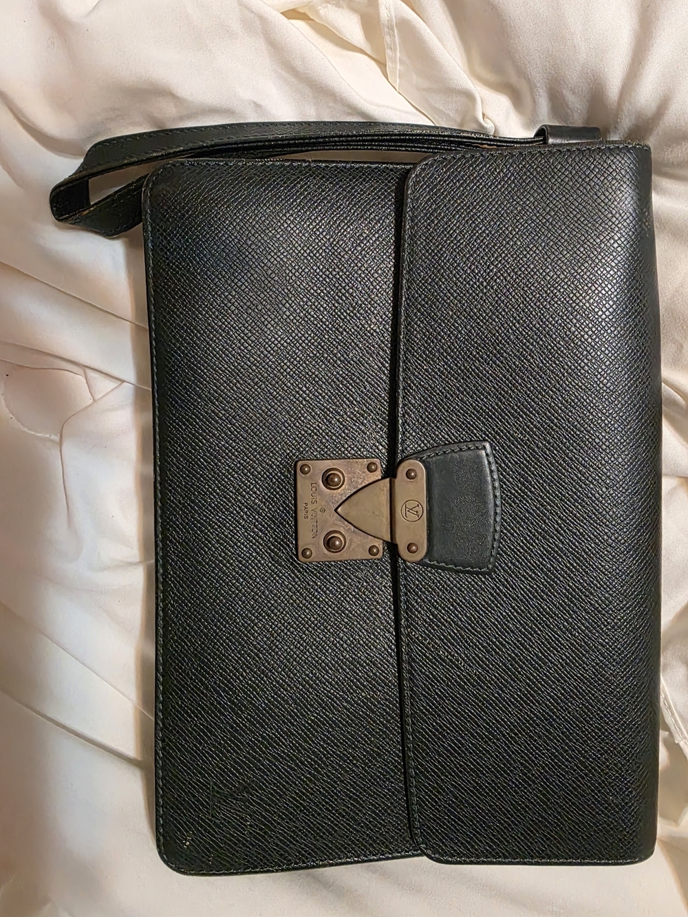 VINTAGE Louis Vuitton Taiga Green Leather Koura Clutch with Brass Lock